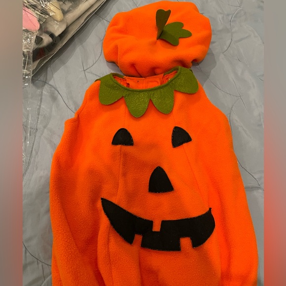 Pottery Barn Kids Costumes Pottery Barn Kids Size 62 Months Pumpkin